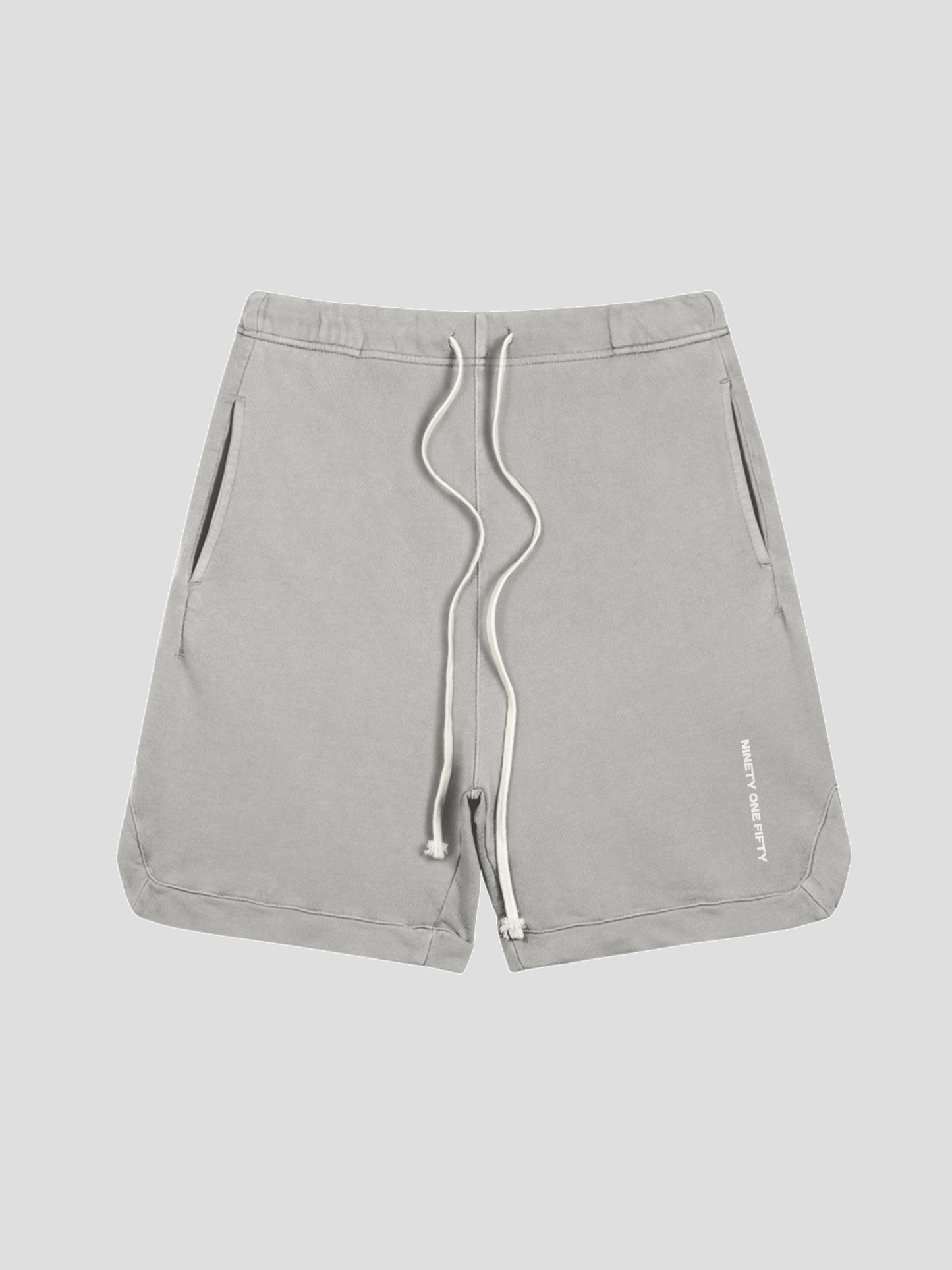 CLASSIC SHORTS.