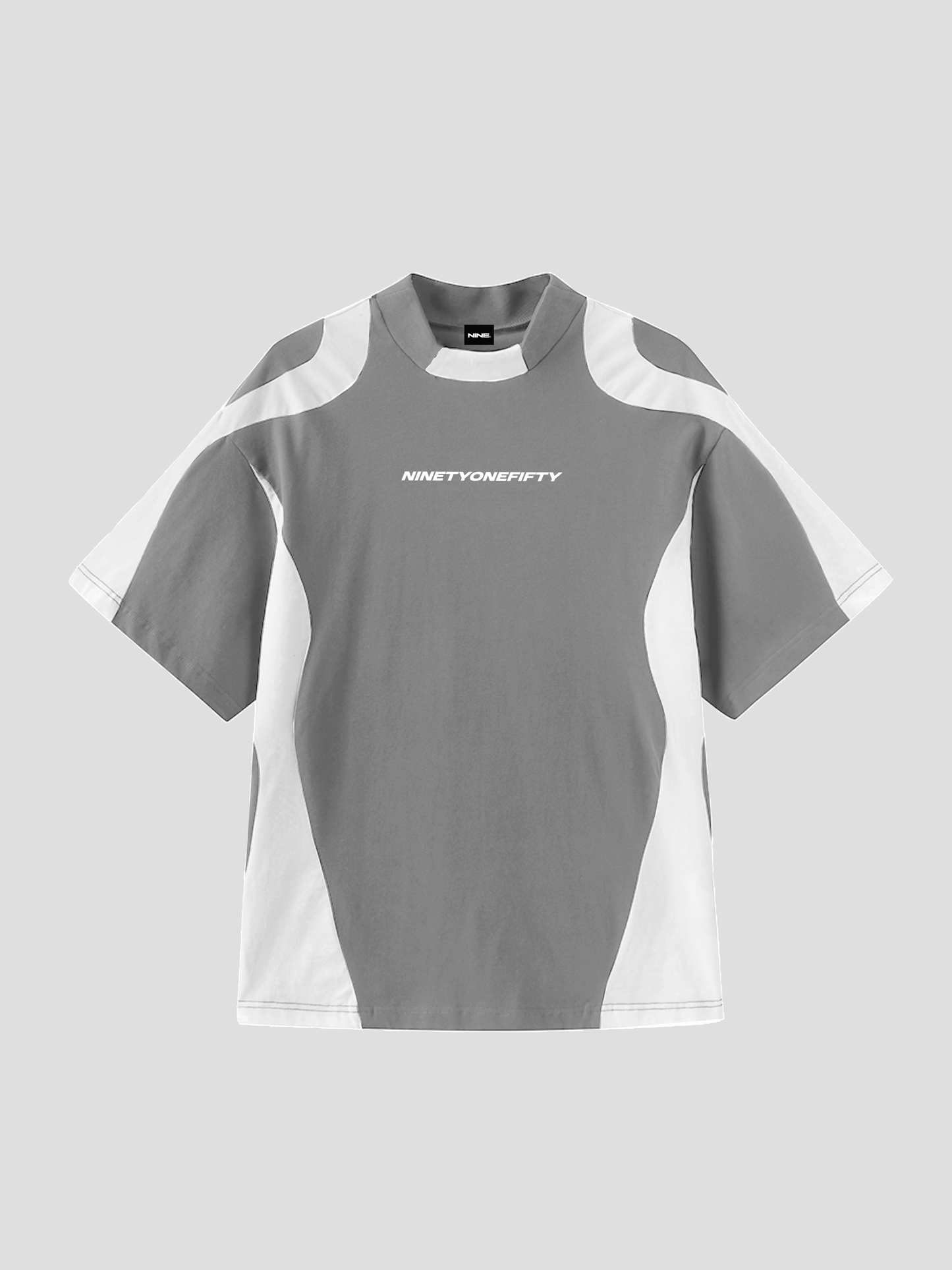 MONOCHROME.