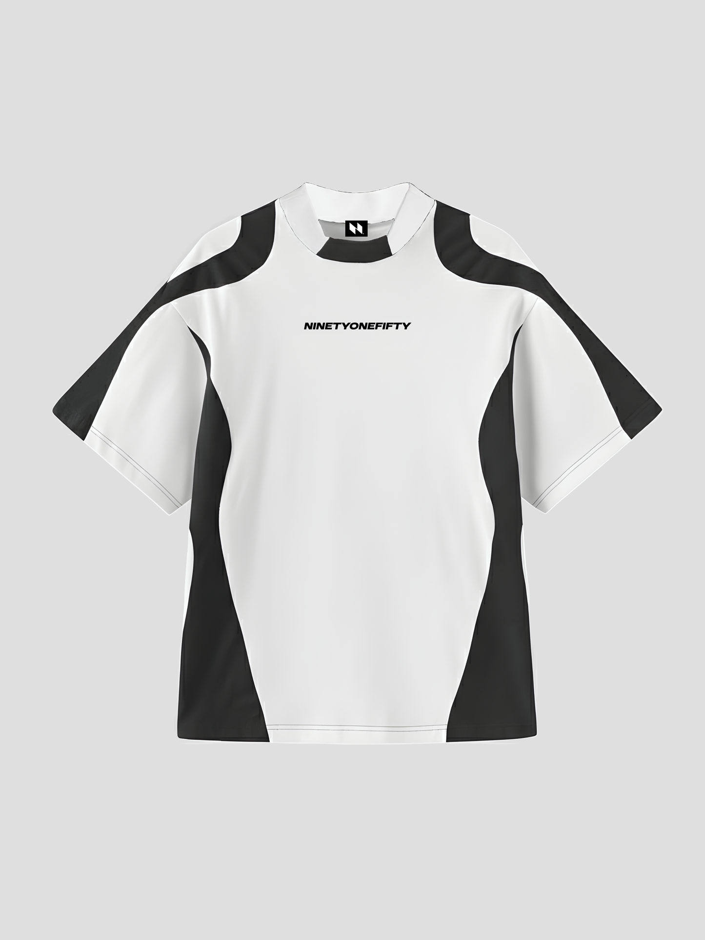 MONOCHROME.