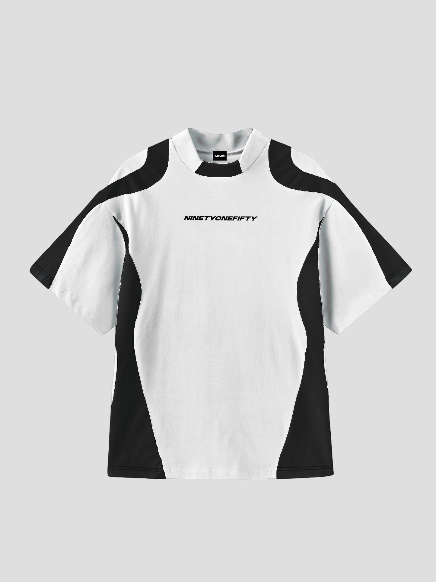 MONOCHROME.